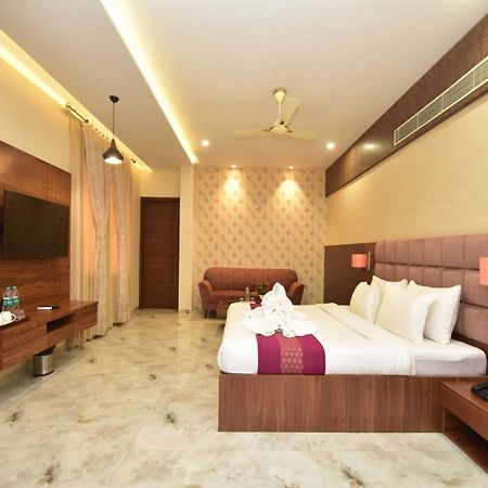 Hotel Shyamleela Khātu Extérieur photo