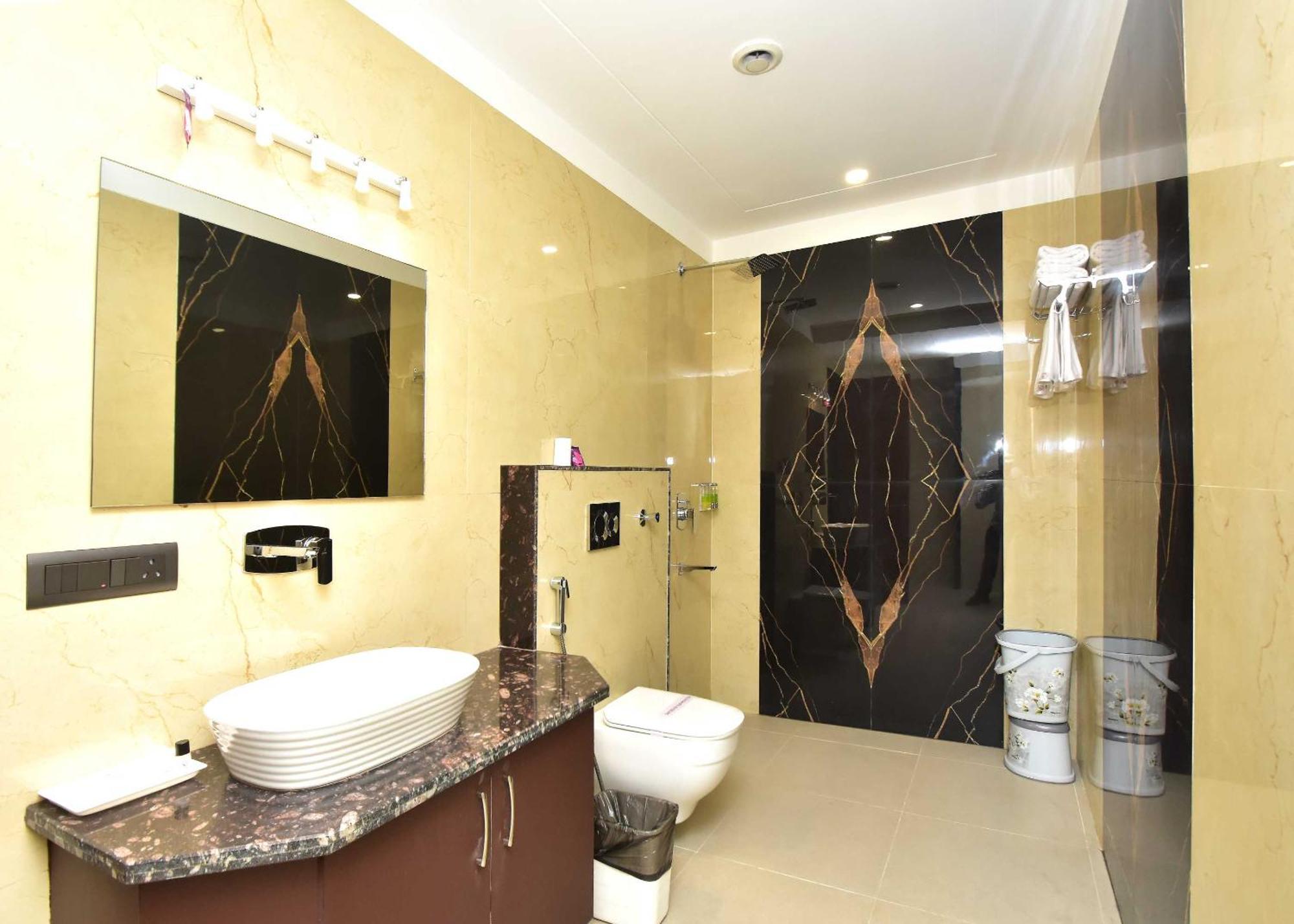 Hotel Shyamleela Khātu Extérieur photo