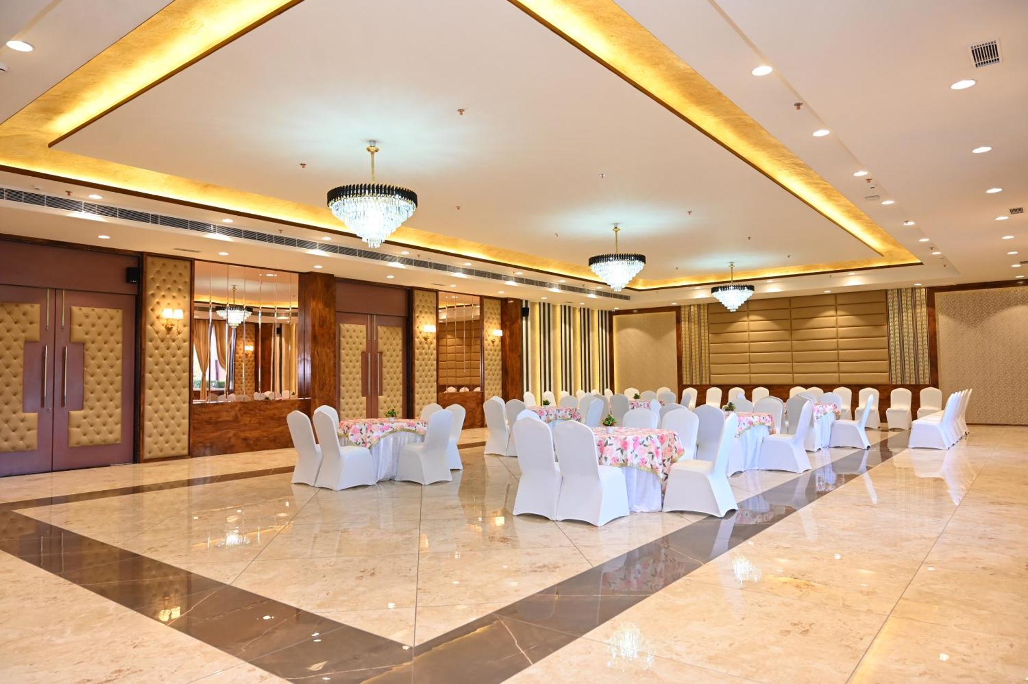 Hotel Shyamleela Khātu Extérieur photo