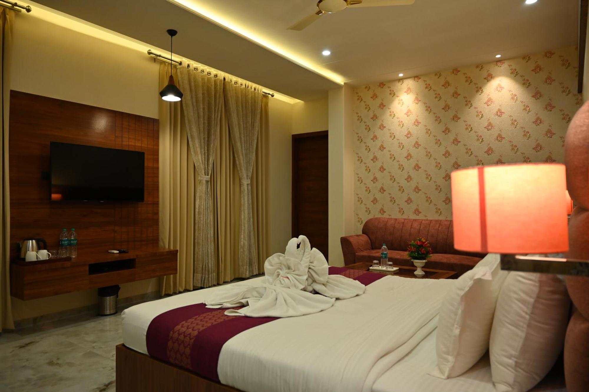 Hotel Shyamleela Khātu Extérieur photo