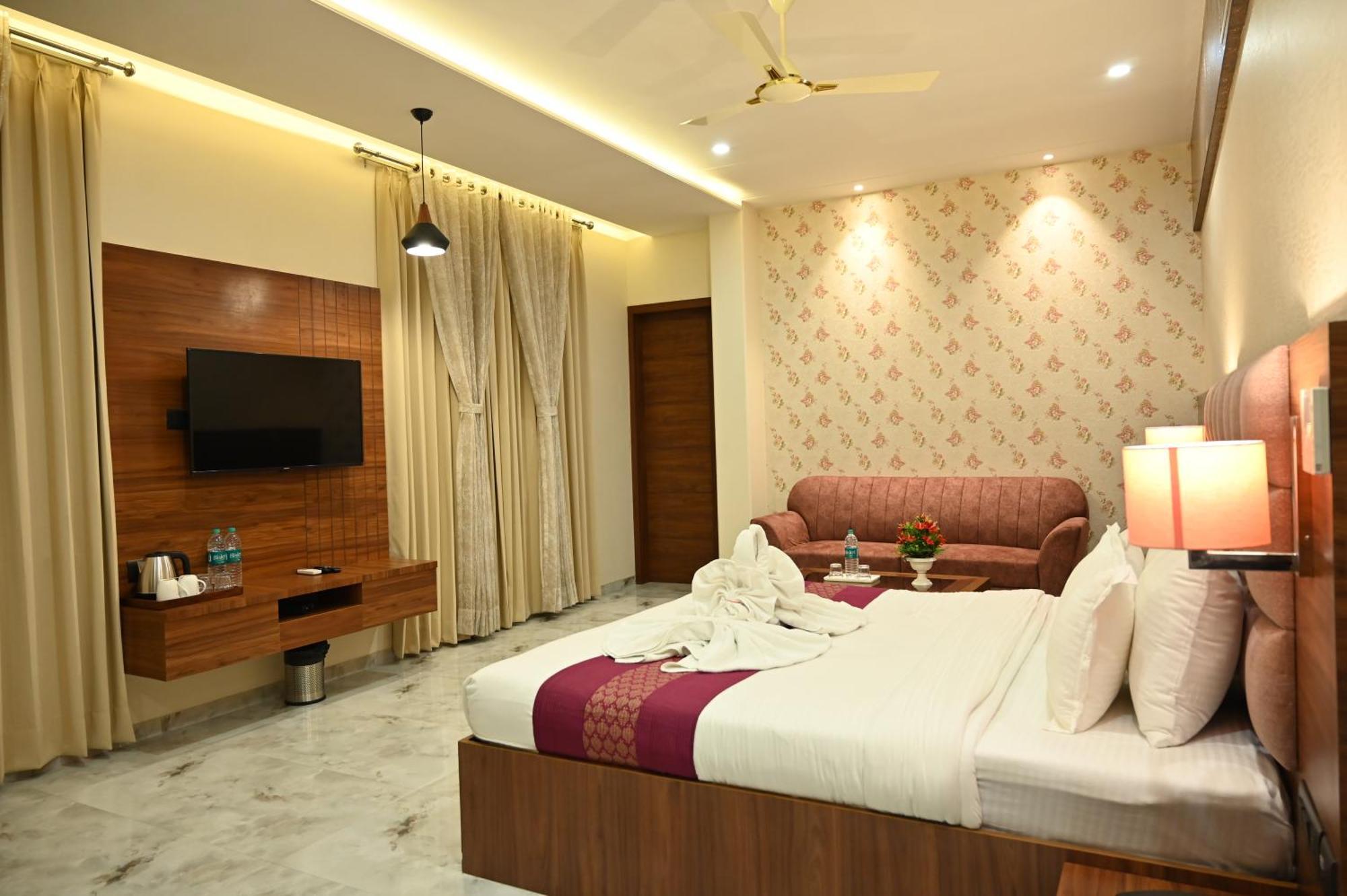 Hotel Shyamleela Khātu Extérieur photo