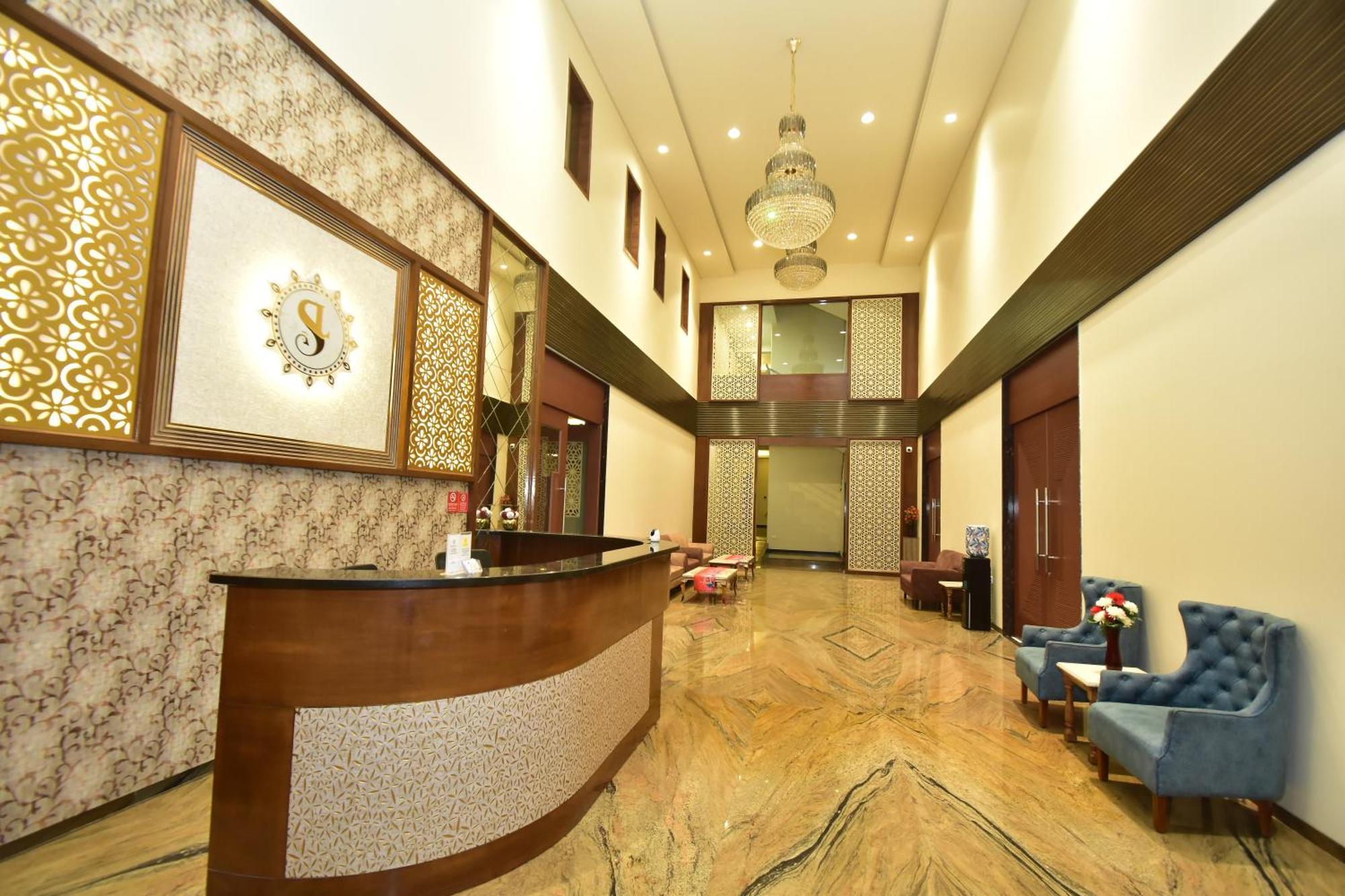 Hotel Shyamleela Khātu Extérieur photo