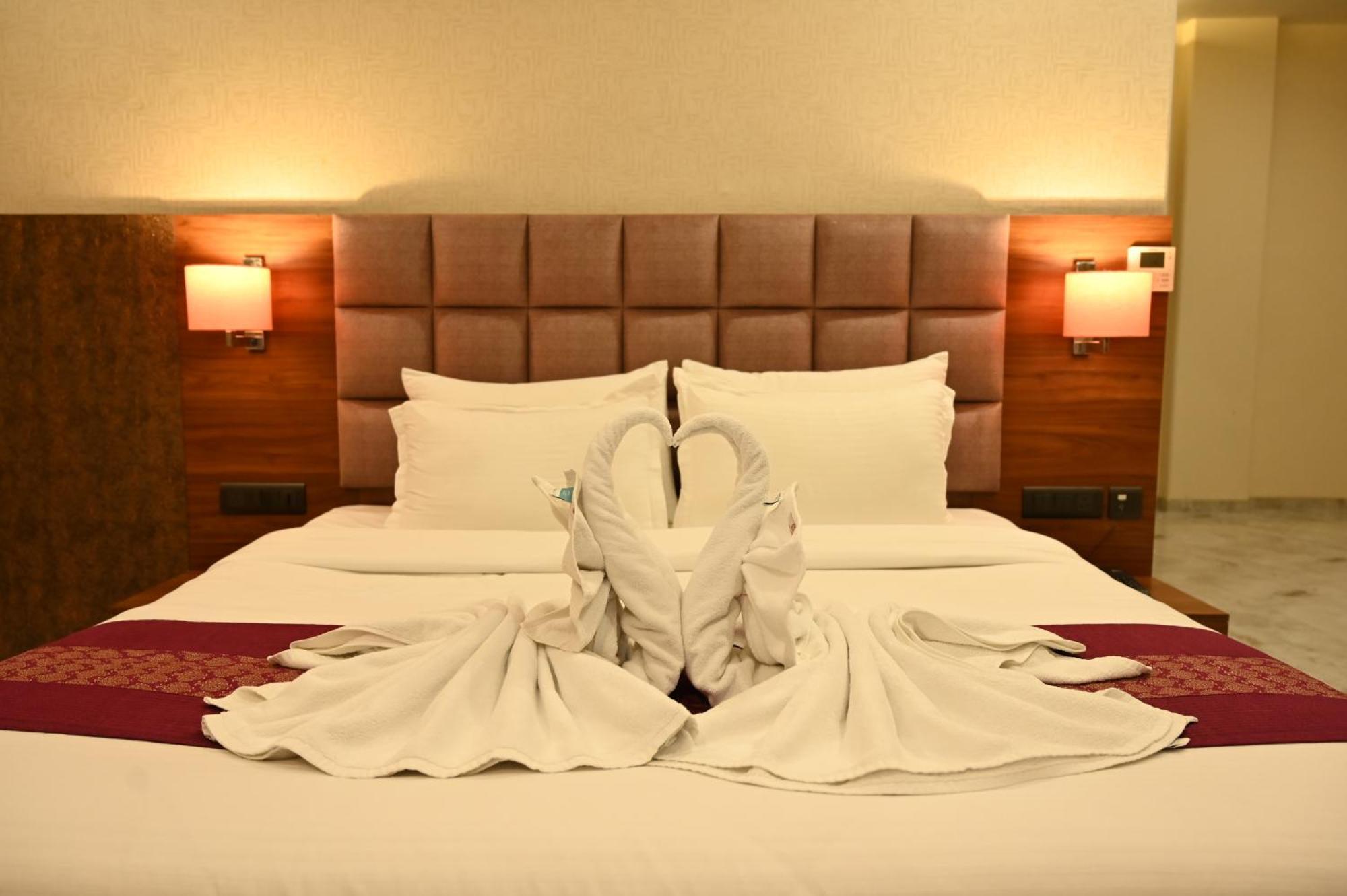Hotel Shyamleela Khātu Extérieur photo