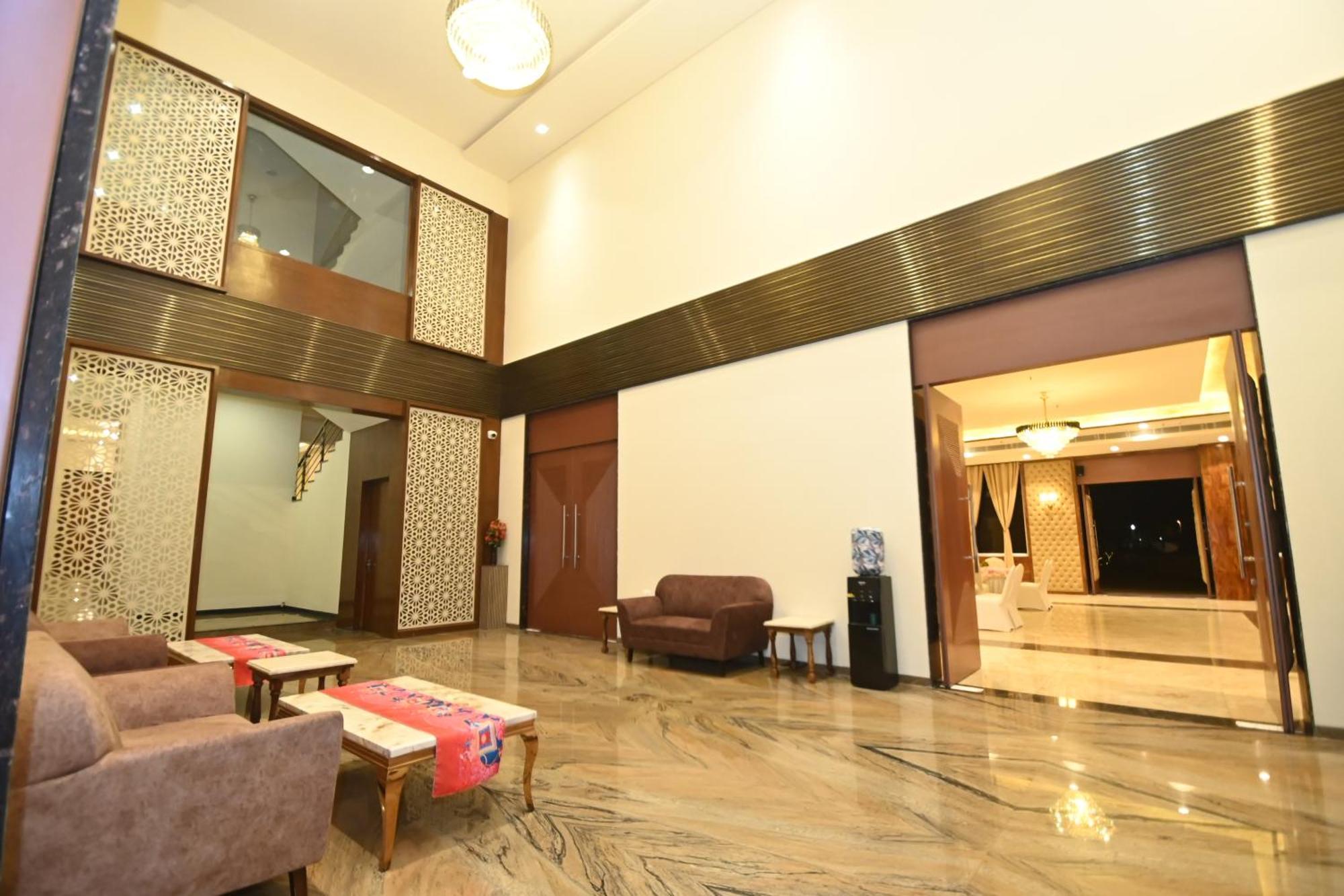 Hotel Shyamleela Khātu Extérieur photo