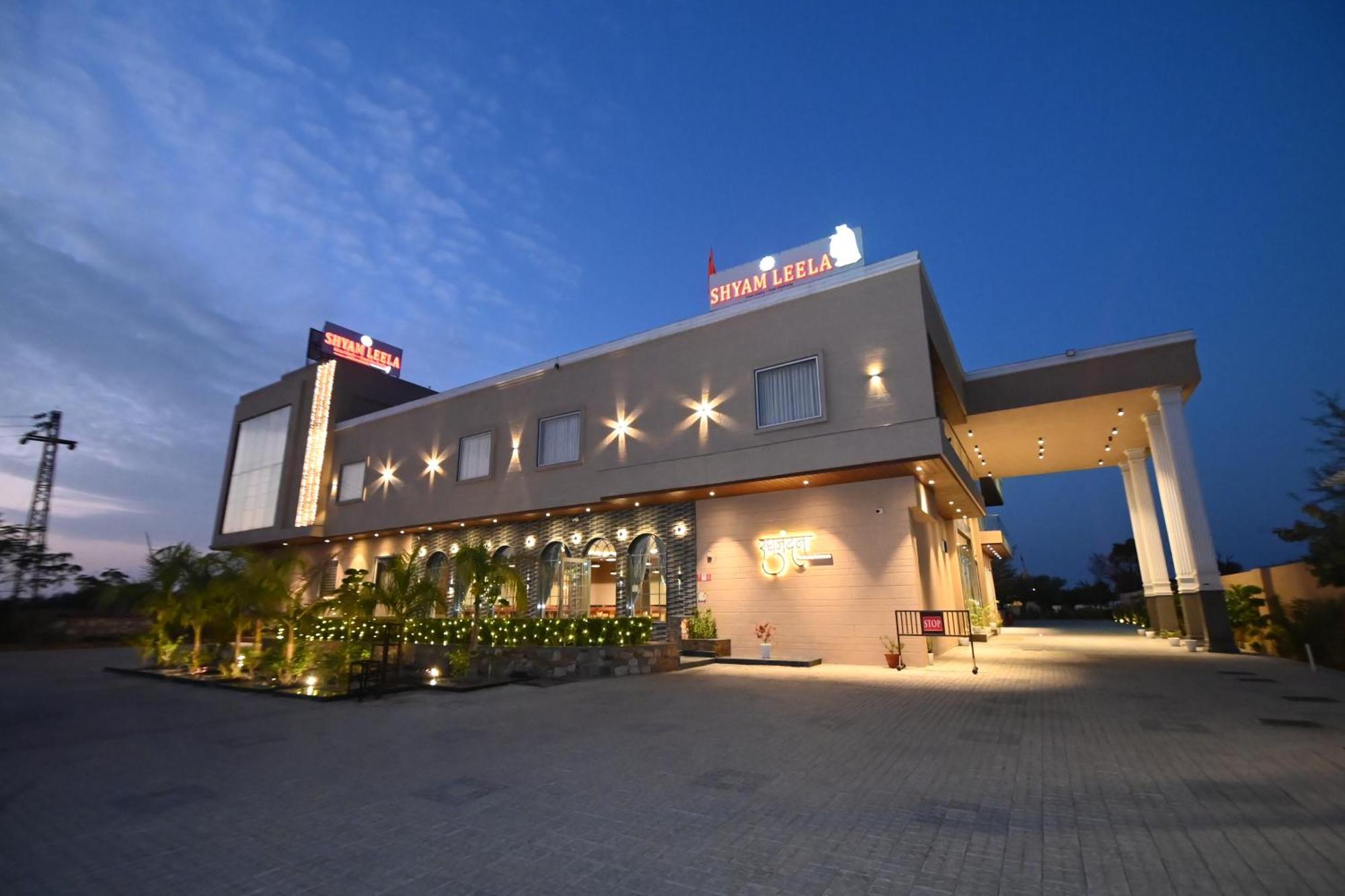 Hotel Shyamleela Khātu Extérieur photo